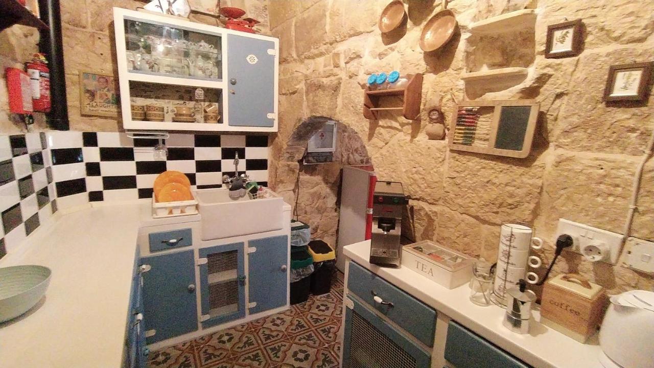 Fusion Homestay Accommodation Mosta Eksteriør billede
