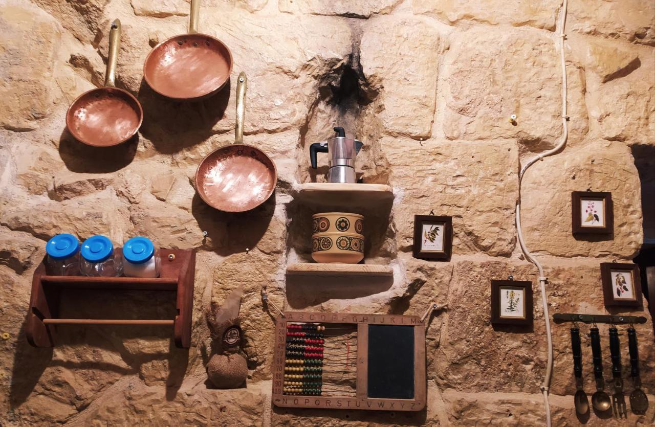Fusion Homestay Accommodation Mosta Eksteriør billede