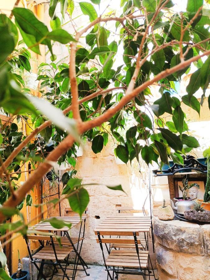 Fusion Homestay Accommodation Mosta Eksteriør billede